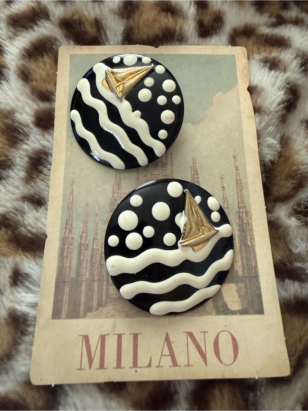 Black and White Nautical Wave Clip-On Earrings - Unbranded